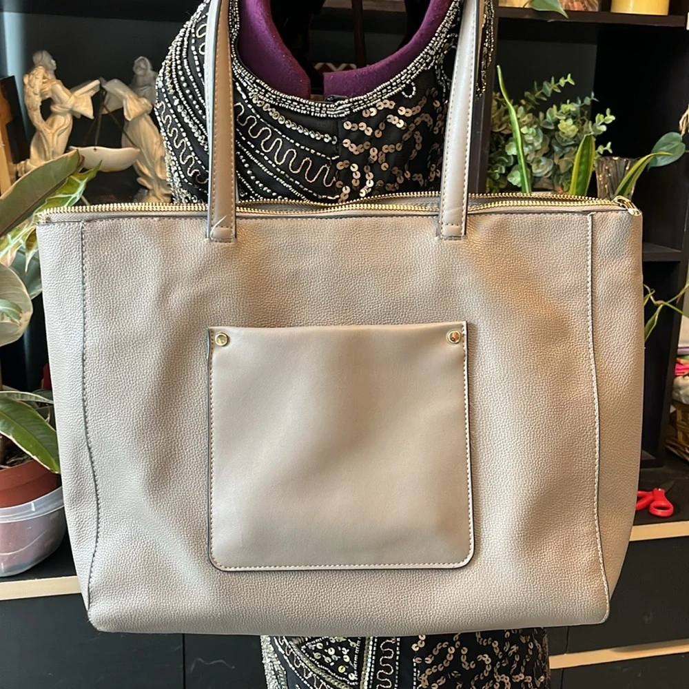 A New Day Elegant Taupe Tote Bag - Picture 9 of 14
